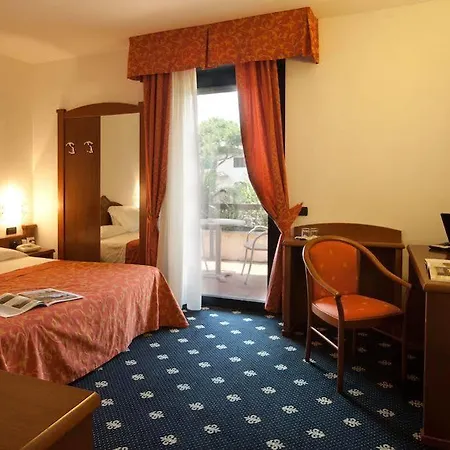 ホテル Lido International 4*